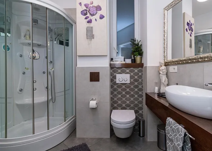 By The Sea - 20721 Fiume